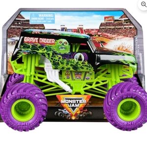 New Monster Jam Official Grave Digger Monster Truck